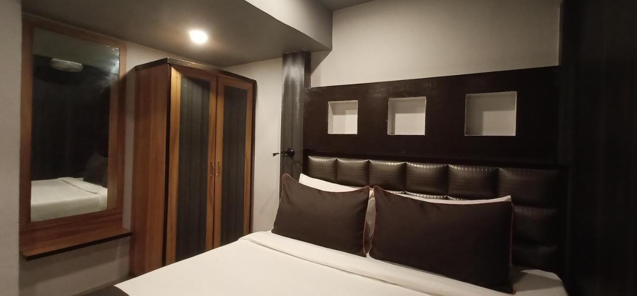 Maan Residency Hotel Ahmedabad
